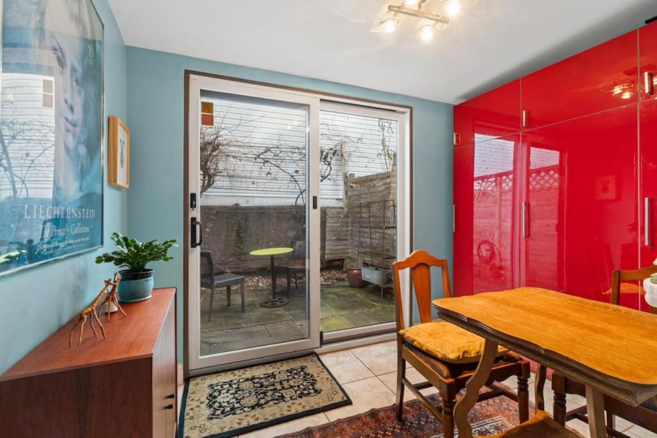 Ferienhaus Fairmount Neighborhood Gem